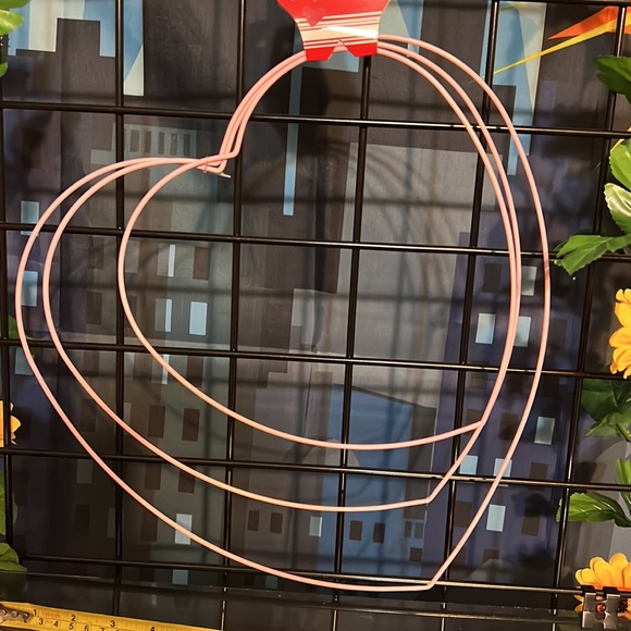 New Floral Garden Pastel Pink Iron Metal Heart Shape Rings, 3 pc. - Picture 5 of 6